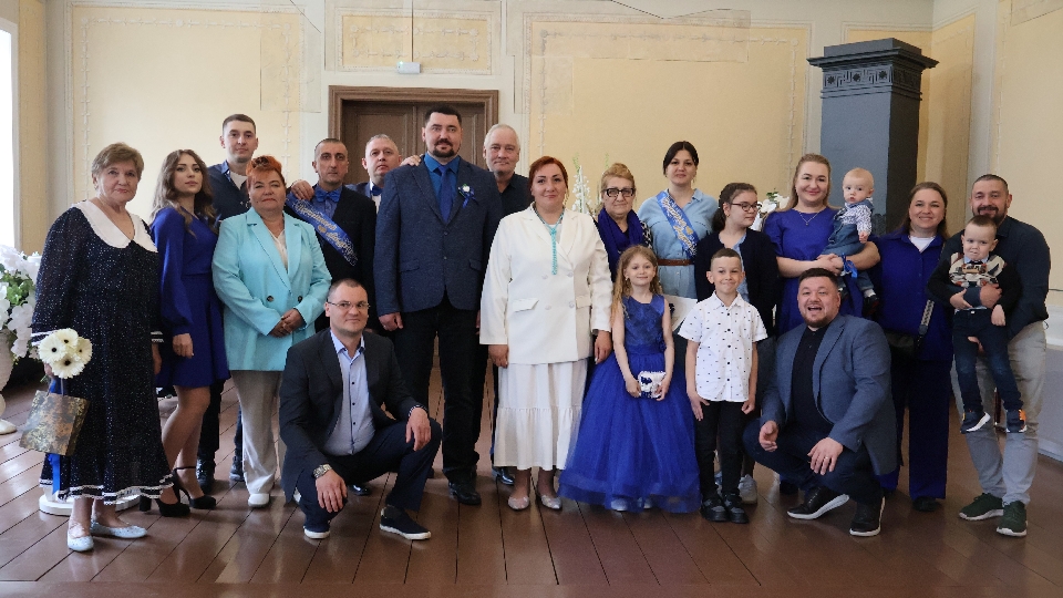 Сезон выездных бракосочетаний открыт