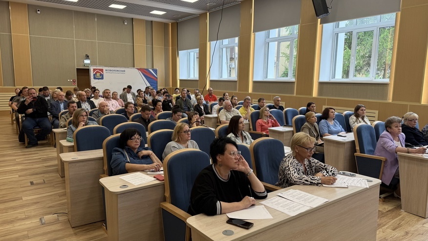 В Ленобласти начались антикоррупционные семинары для специалистов районов и поселений  