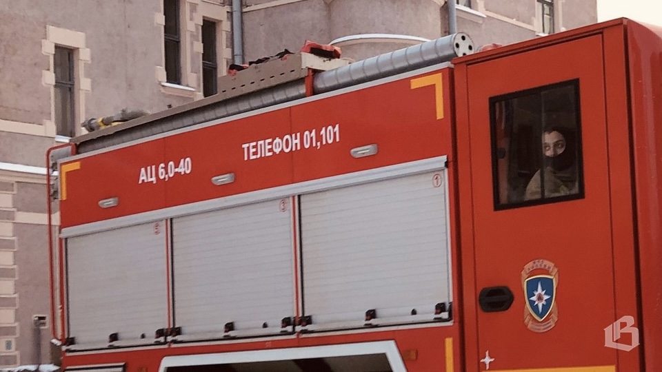 В сводке пожаров по Выборгскому району – две бани, гараж с машиной, кухня, кладовка