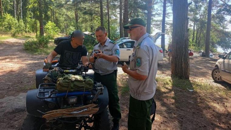 На побережье памятника природы «Бухта Желтая» снова замечены нарушители