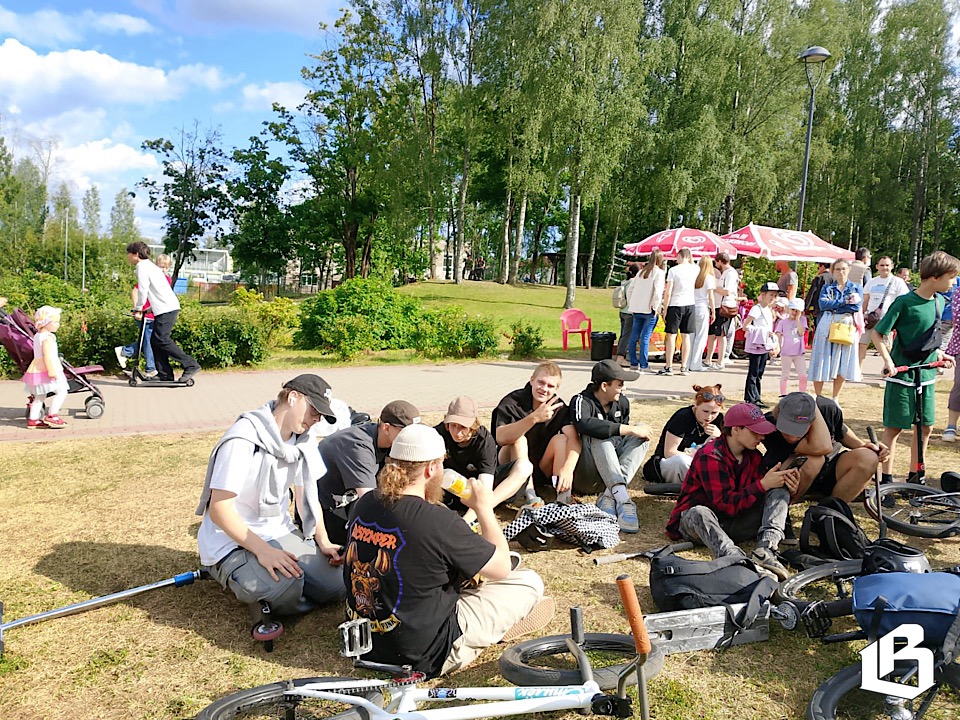 День  Рощино отметили жители и гости посёлка 