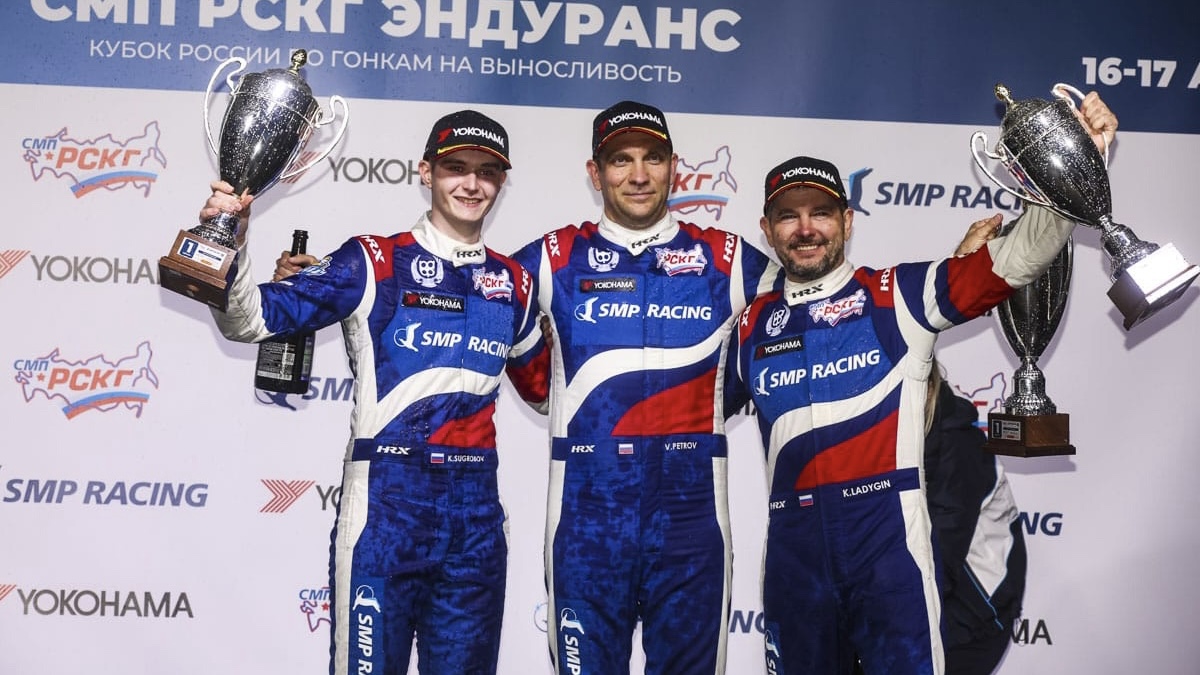 Команда Виталия Петрова одержала победу в 6-часовом марафоне на трассе Moscow Raceway