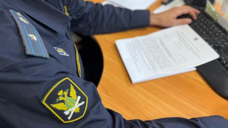 Житель Выборга заключил контракт и выплатил алименты дочери