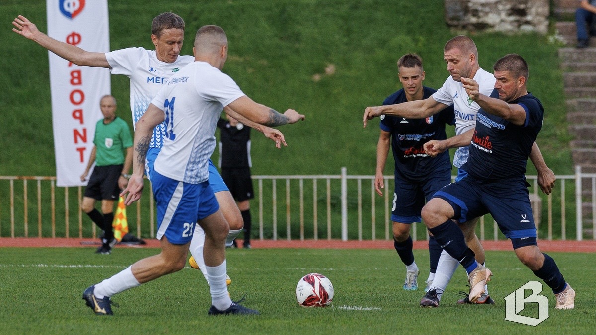 «Фаворит» уступил «Приозерску» в решающей игре за Кубок региона