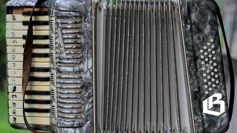 Введут ли запрет на зарубежную музыку на спортивных мероприятиях?