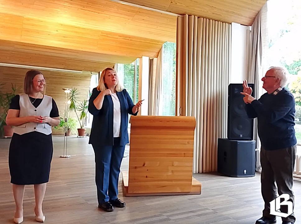 В библиотеке Алвара Аалто отметили Международный день глухих