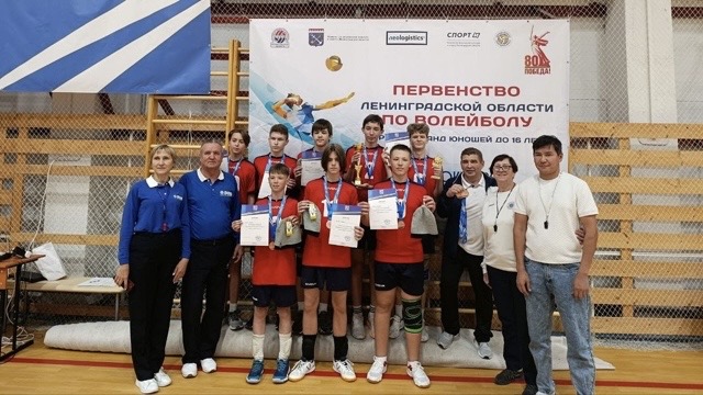 Выборгские юноши – третьи призёры регионального первенства по волейболу