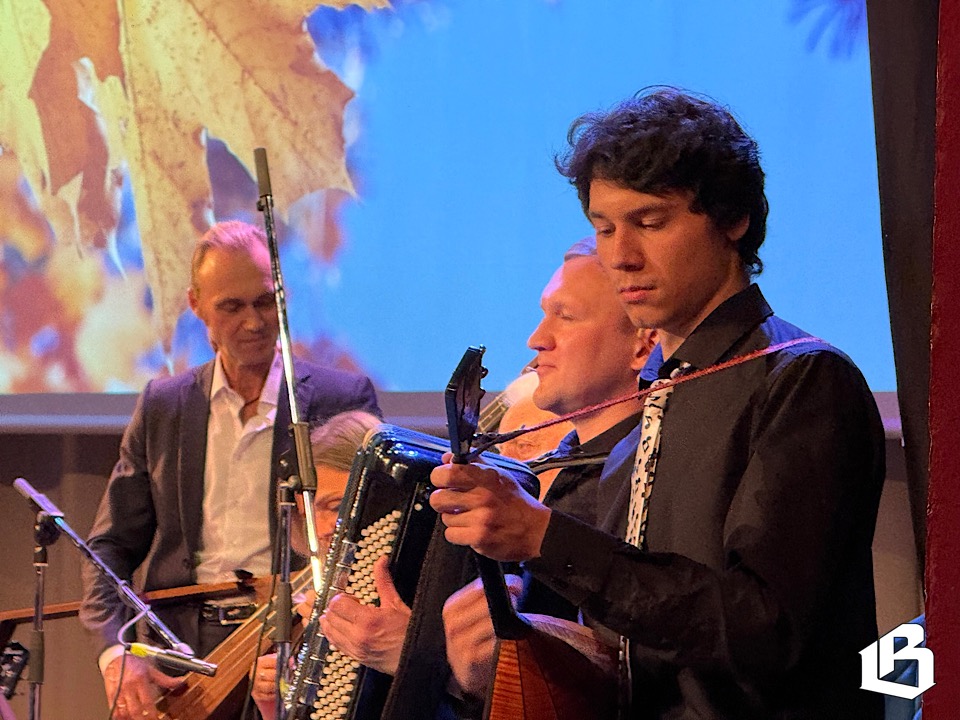 «Творческие встречи»: музыкальный букет от «Вереска»