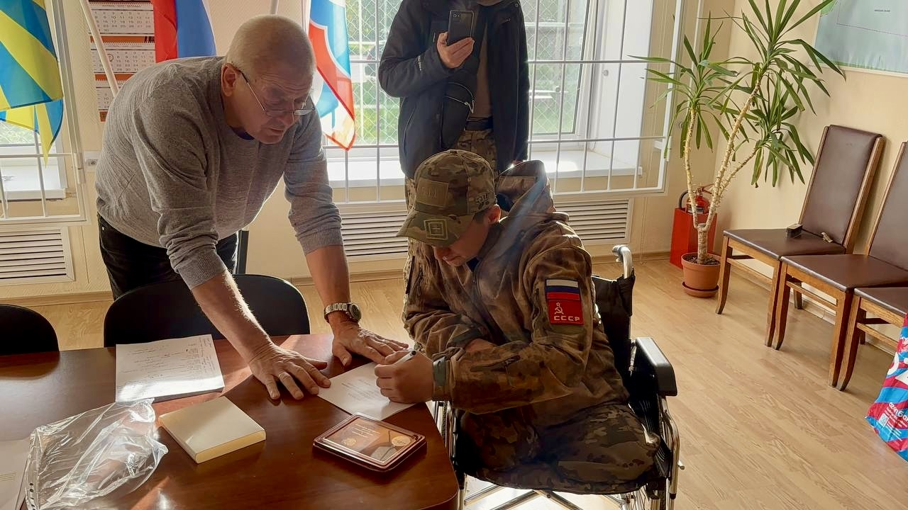 Ветеран боевых действий из Выборгского района получил медаль «За отвагу»