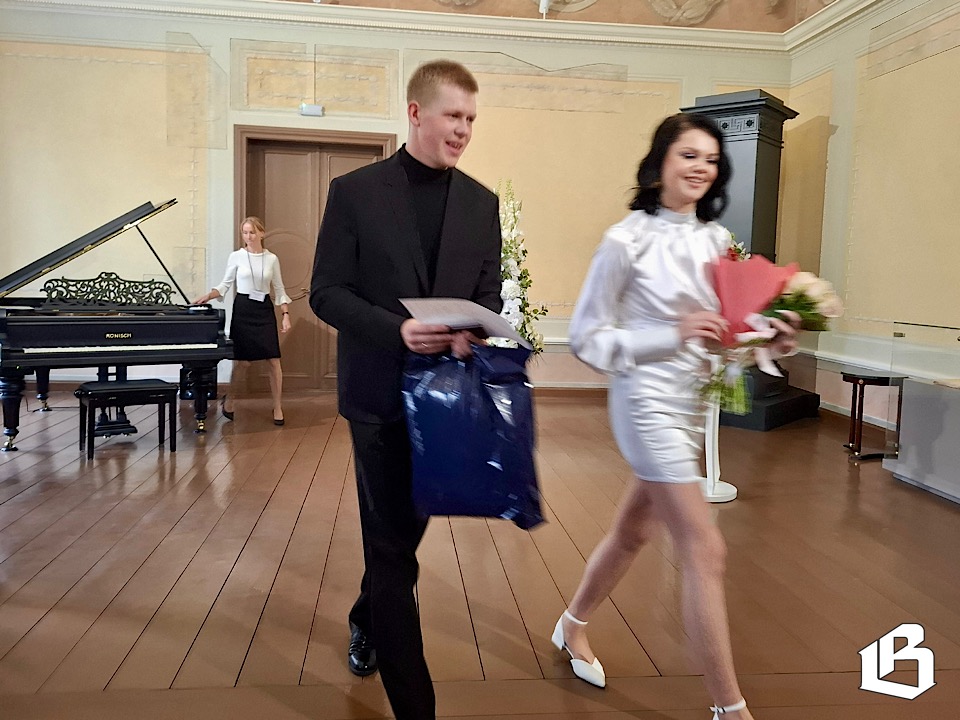 В Выборге на совещании руководителей органов ЗАГС сочеталась законным браком реальная пара