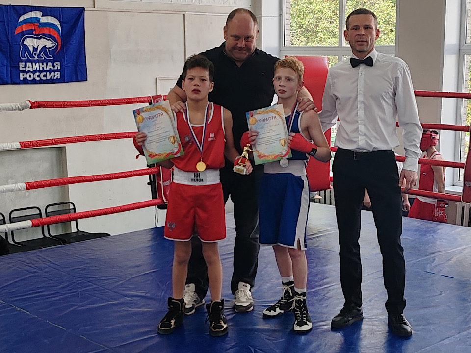Боксёры разыграли награды традиционного турнира 