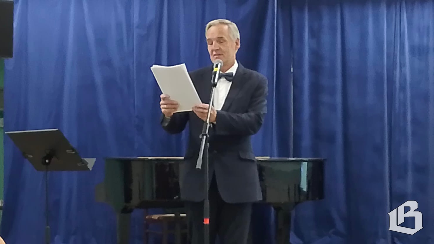 «Акварели осени» раскрасили «Золотой  век» русской поэзии