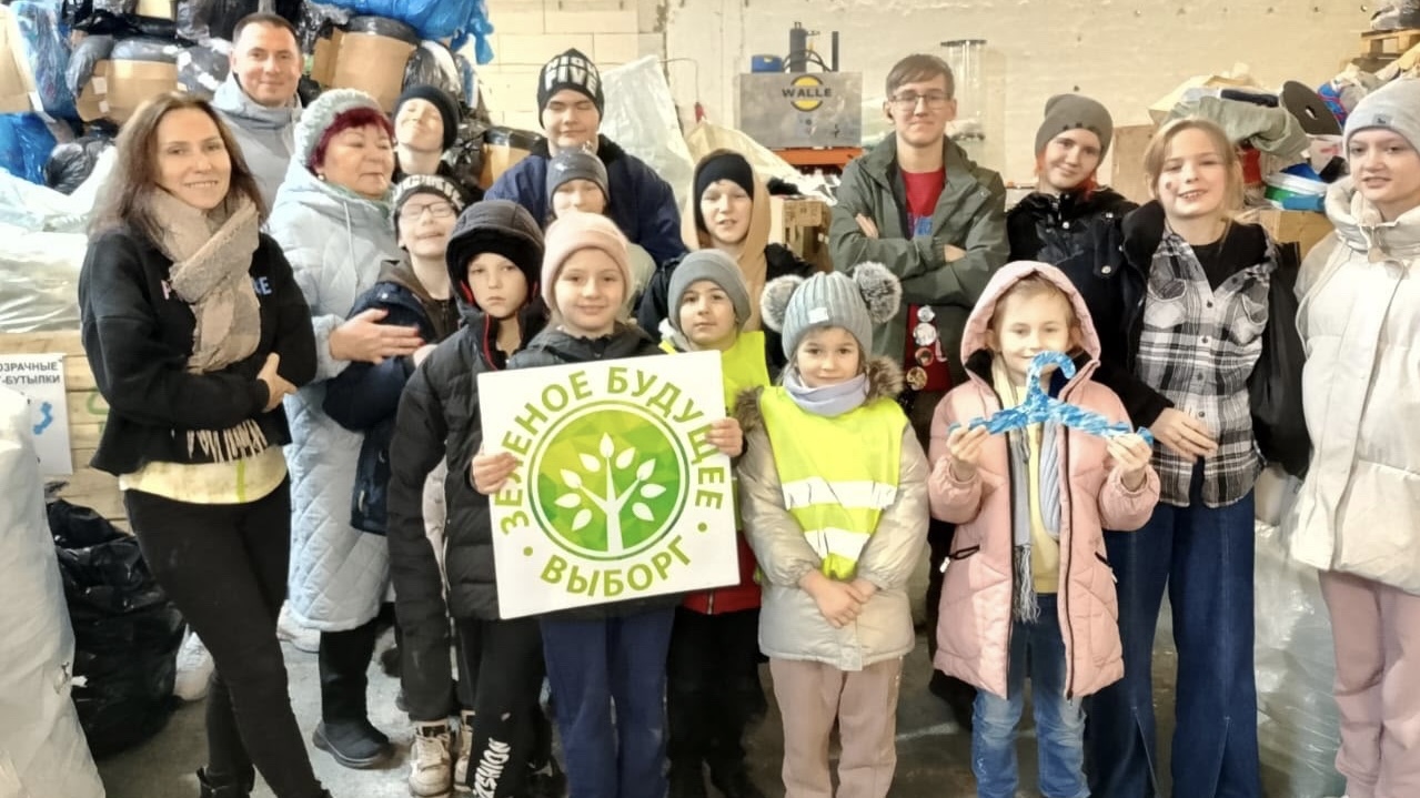 Вторсырьё в дело! Юные экологи разделяют отходы