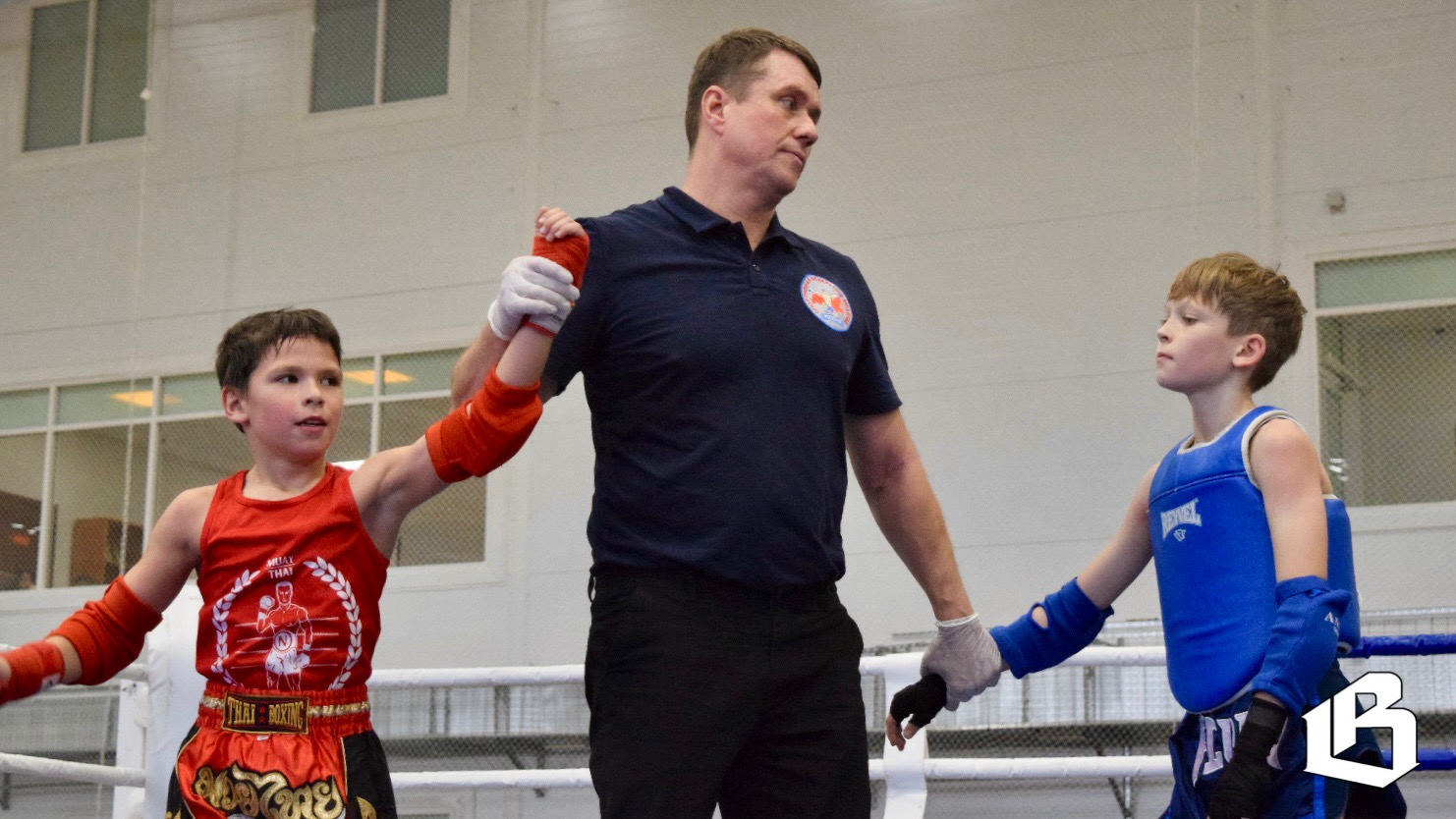 Тайбоксёры встретились на выборгском ринге