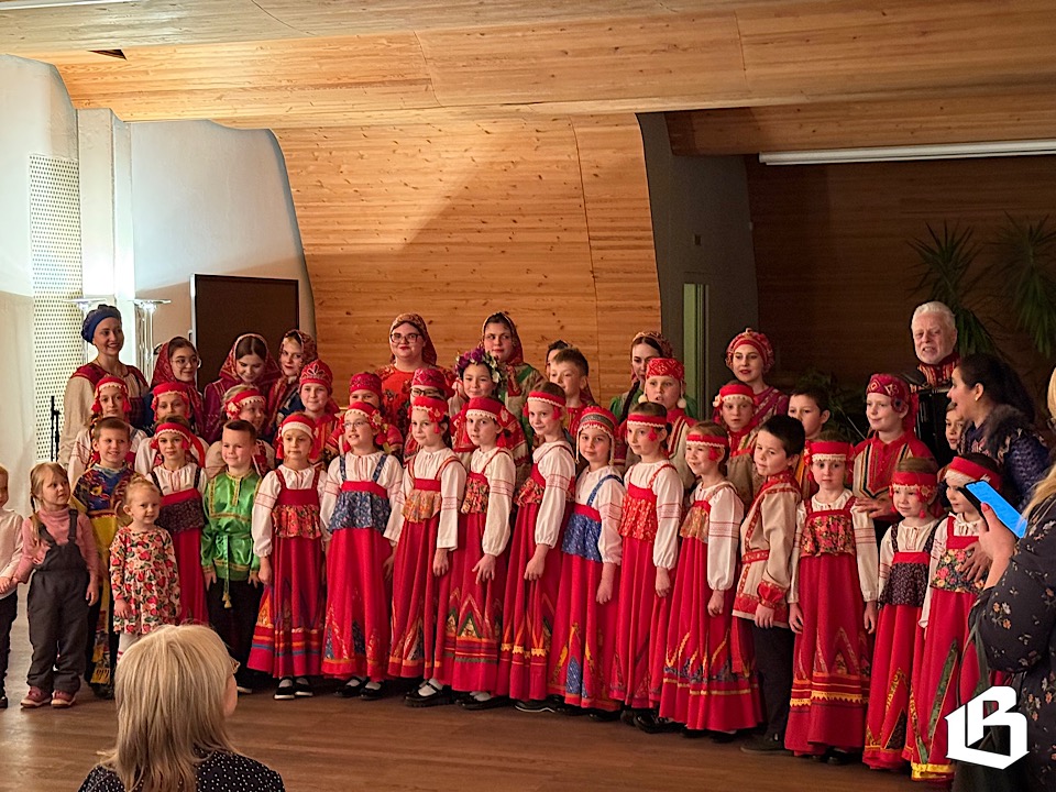 Народная песня объединяет: «Вереск» дарит музыку поколений