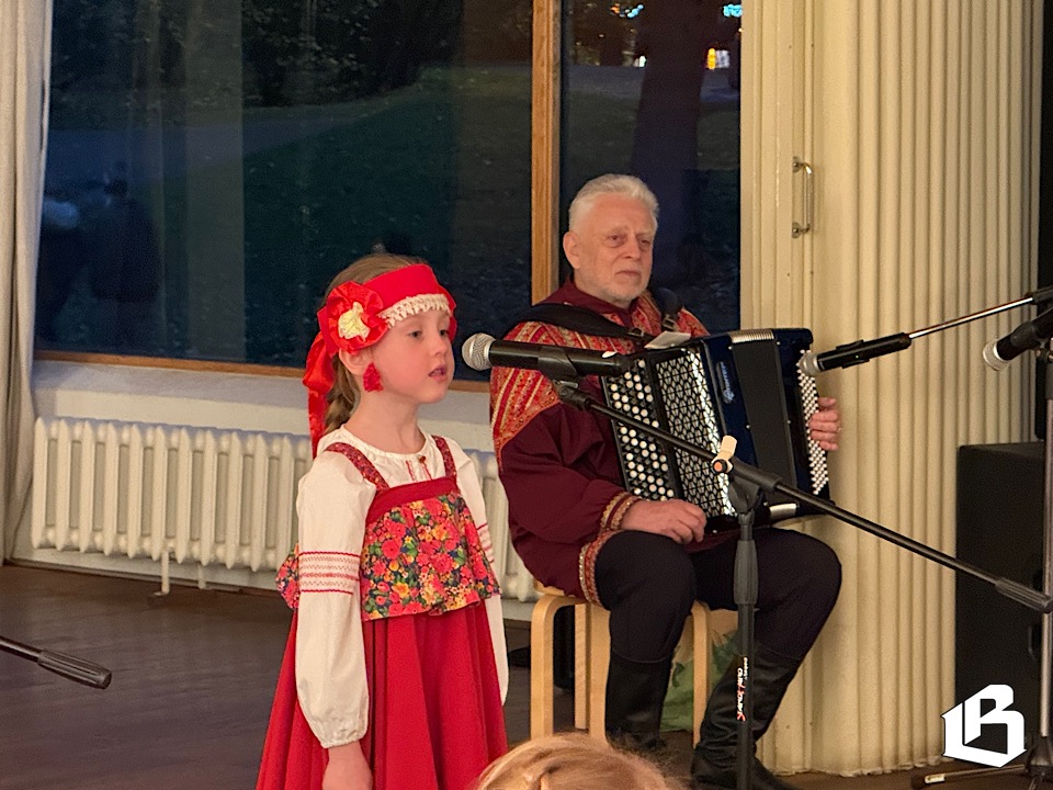 Народная песня объединяет: «Вереск» дарит музыку поколений