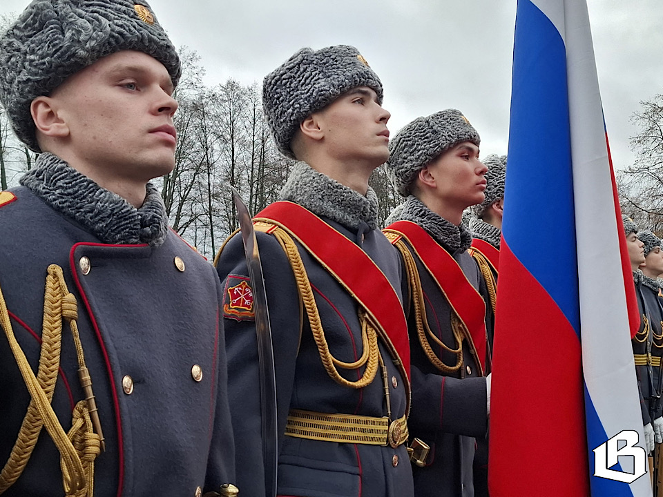 В Приморске в День народного единства открыт мемориал 