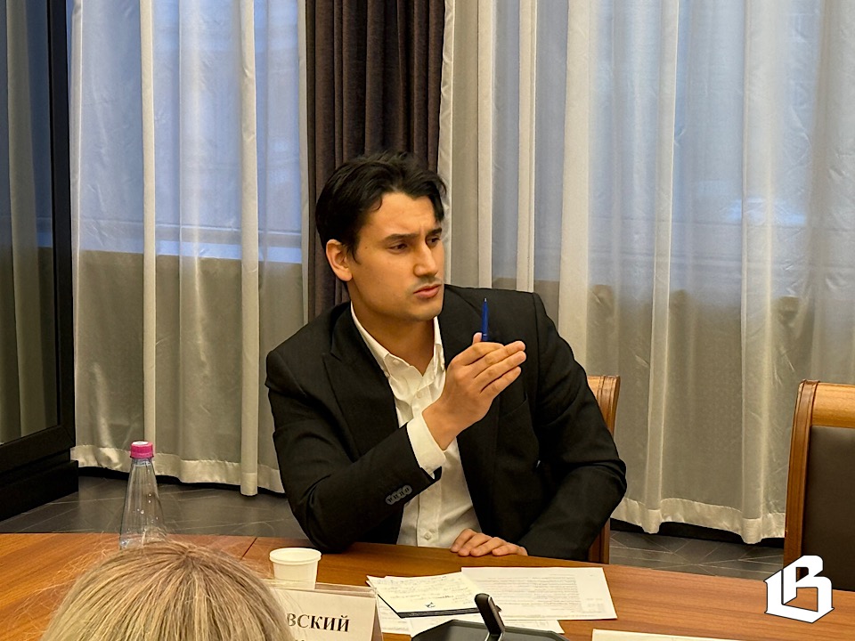 Открытый диалог: депутаты Ленобласти обсудили с журналистами бюджет и проблемы региона