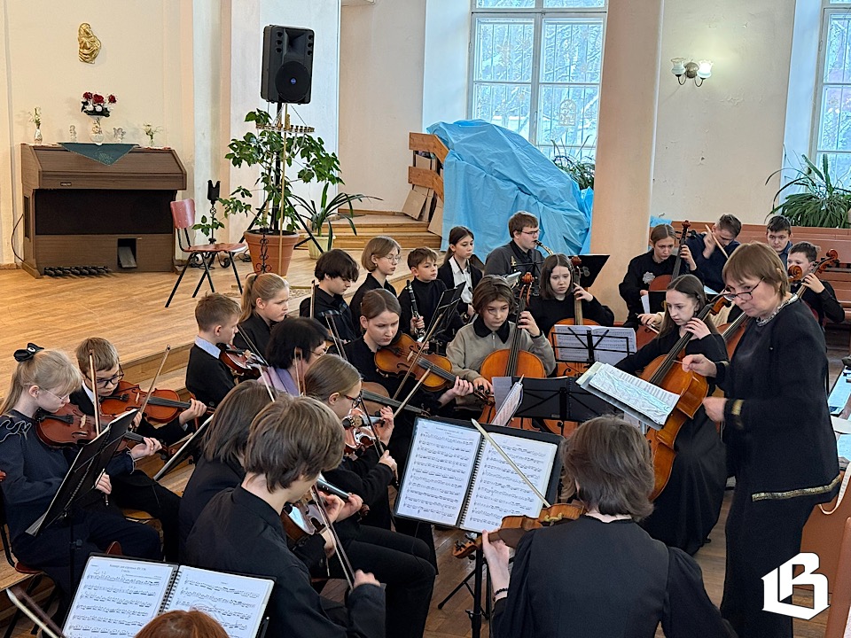 Барокко под сводами храма: юные музыканты оживили классику 