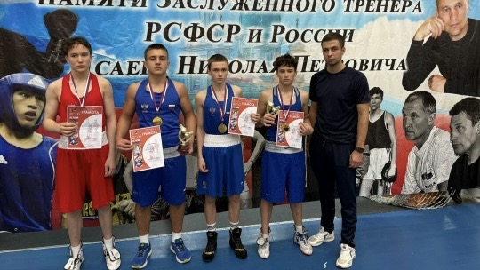 Выборгские боксёры вернулись из Кингисеппа с медалями