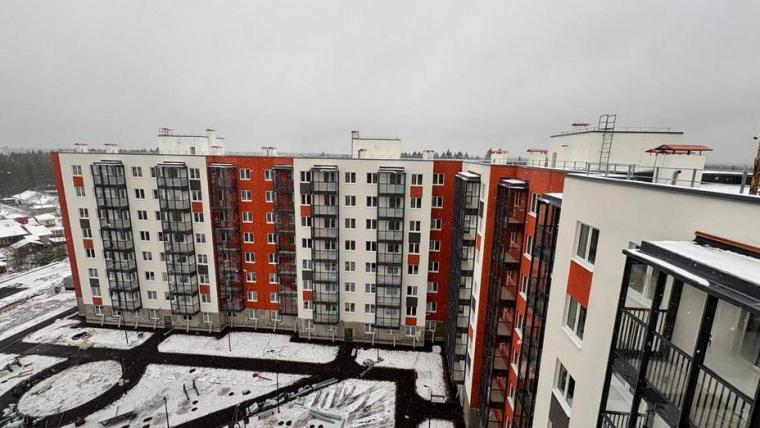 В Рощино завершено строительство дома по программе расселения аварийного жилья