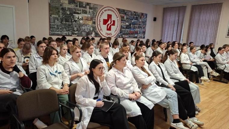 Выборгские студенты присоединились к акции: «СТОП ВИЧ/ СПИД»