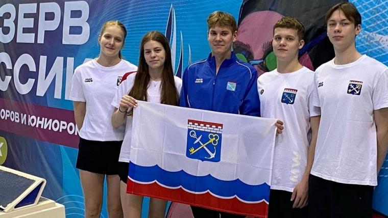 Выборгская пловчиха стала мастером спорта