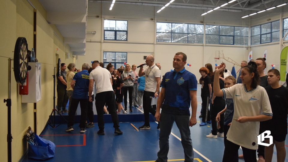 В Выборге родители и дети выступили вместе на празднике спорта и здоровья