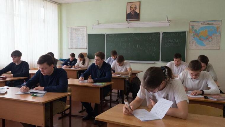 Минимальные баллы ЕГЭ по некоторым предметам подросли