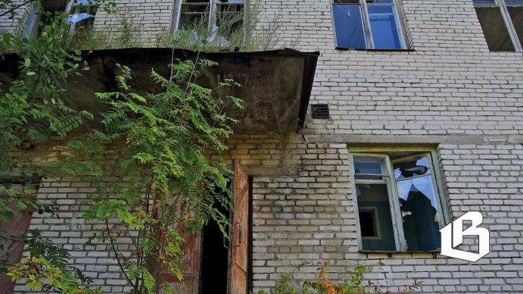 Одобрен закон об управляющих компаниях, обслуживающих аварийное жилье