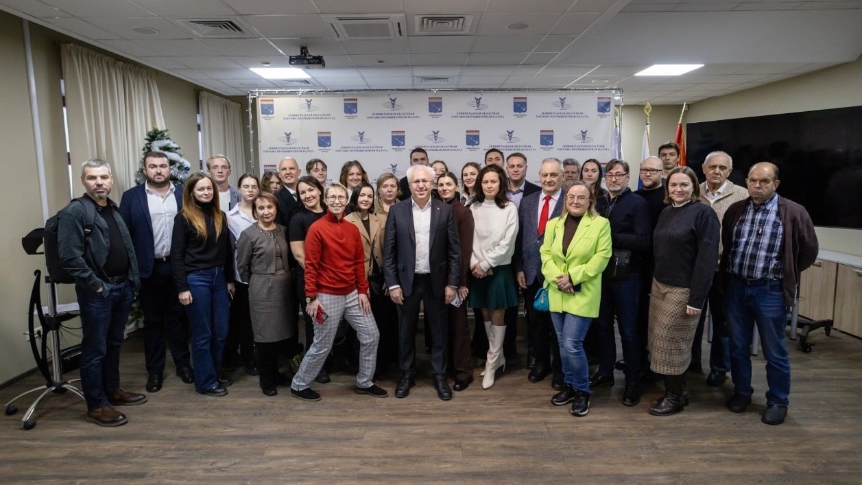 Экосовет Ленобласти провёл экспертную сессию по роли НКО в экологической политике двух регионов