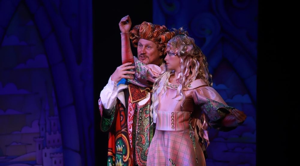 Мы желаем счастья вам!