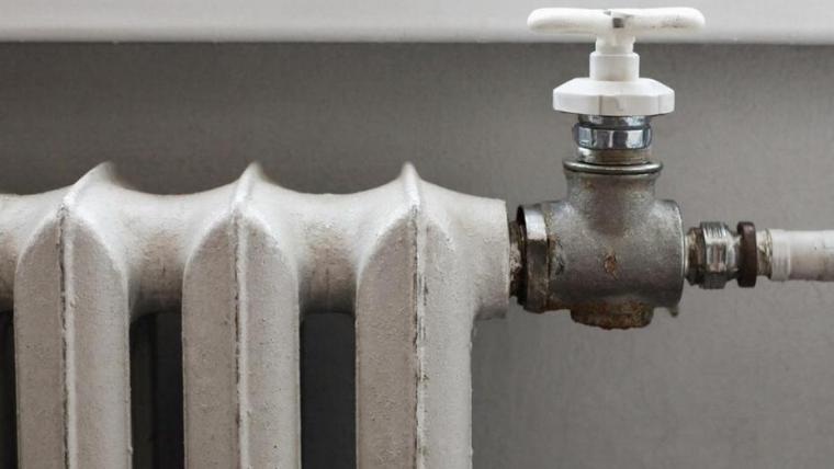 В Минстрое рассказали, за что управляющая компания не должна брать плату