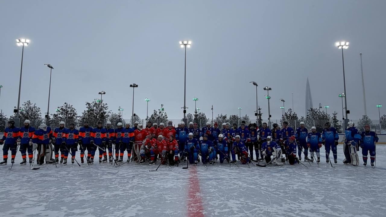 Всероссийский праздник хоккея выборжцы отметили серебром 