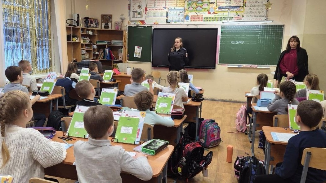 В школе №10 провели урок безопасности