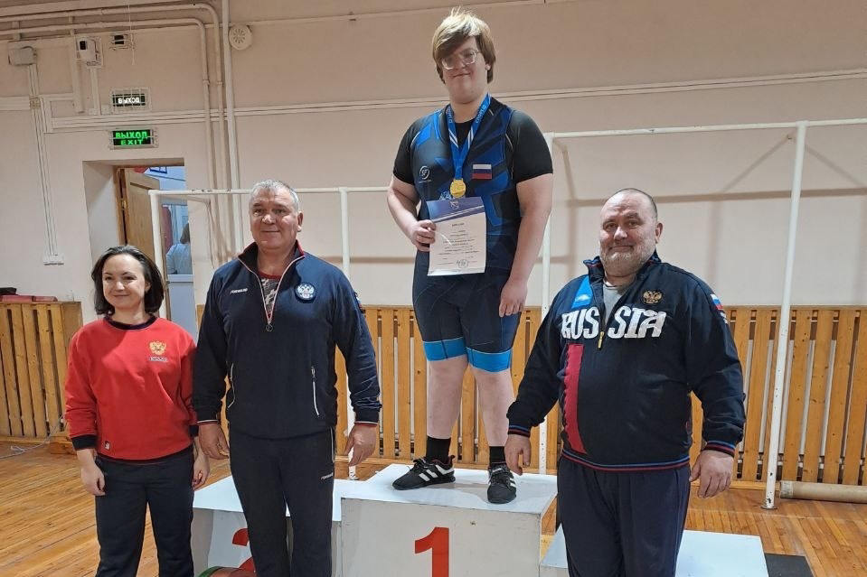 Выборгские штангисты – сильнейшие в регионе