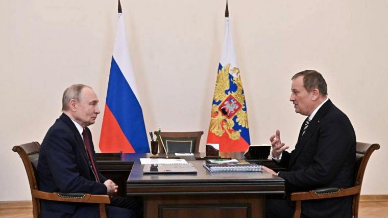 Александр Дрозденко пригласил Владимира Путина на столетний юбилей Ленобласти