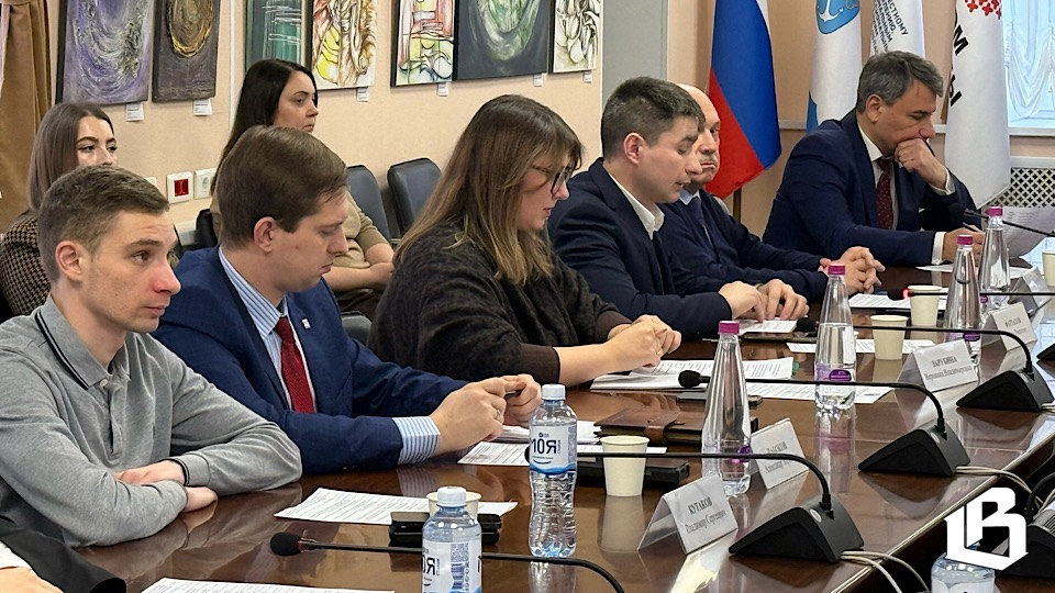Молодёжный авангард: лидеры Ленобласти объединяются