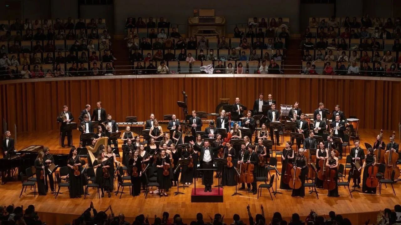 Симфонический оркестр Ленинградской областной филармонии выступит в Пекине