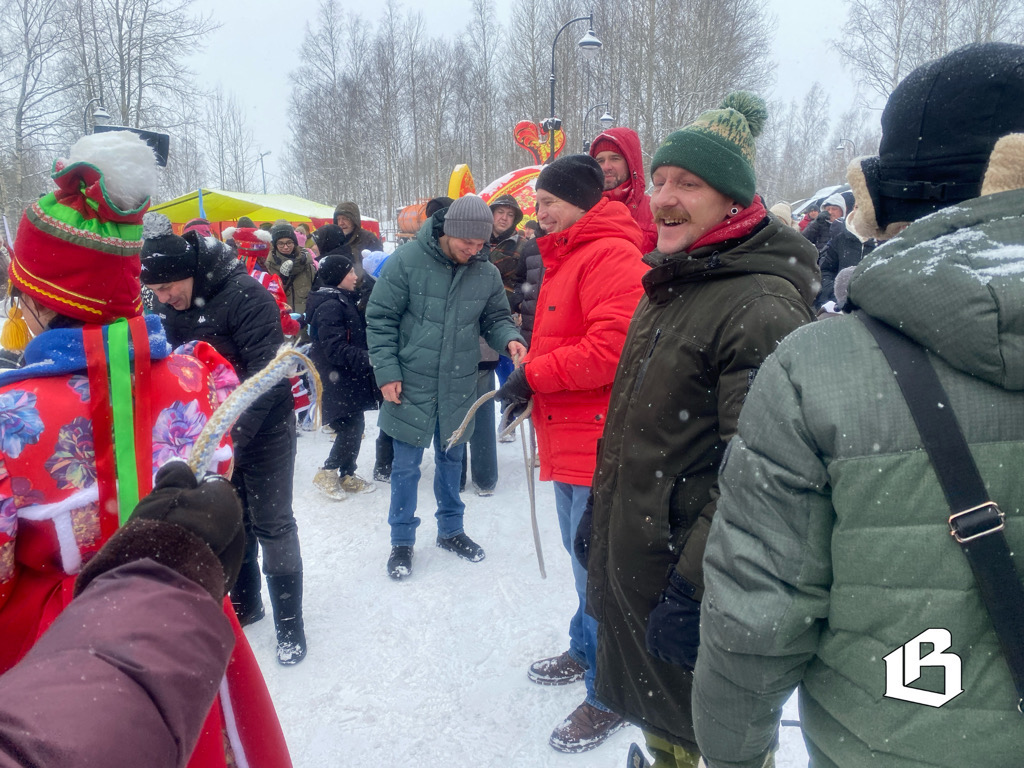 Традиции и забавы Масленицы на Батарейной горе в Выборге