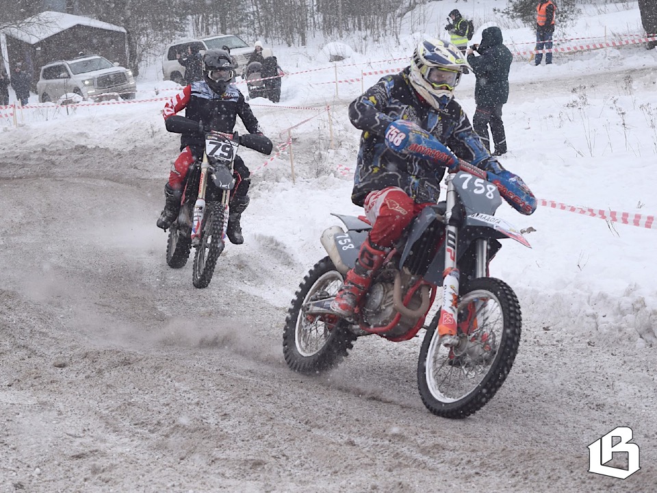 Интендантская гора в очередной раз приняла мотогонщиков