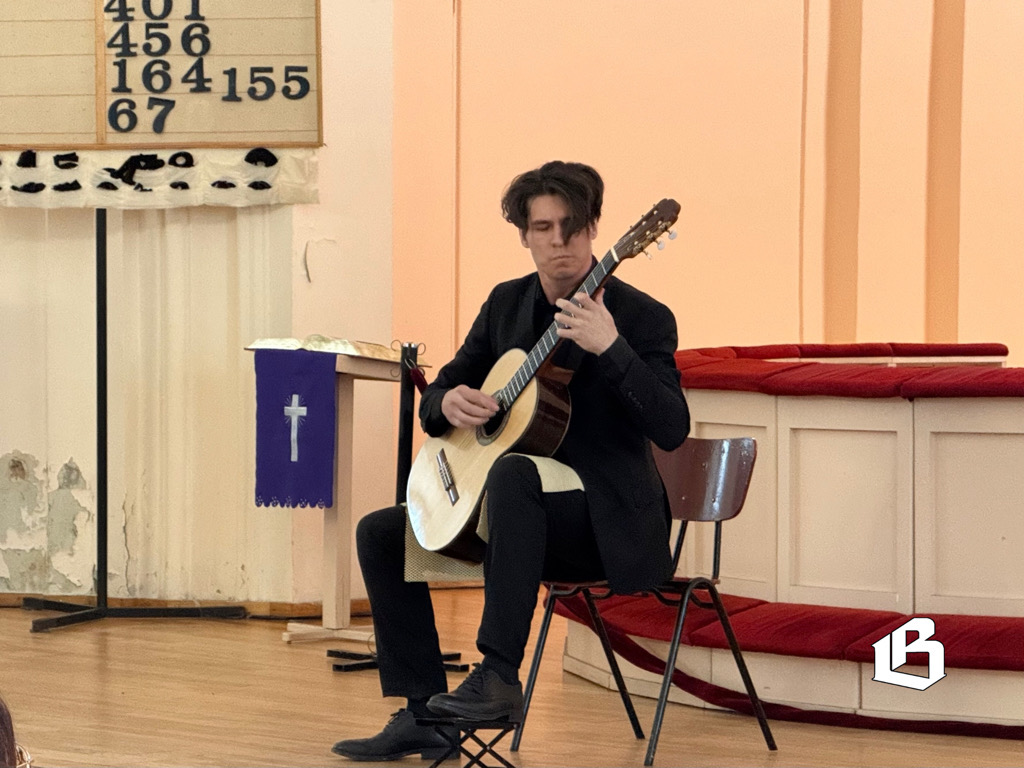 Струны истории: гитарная классика в сердце Выборга