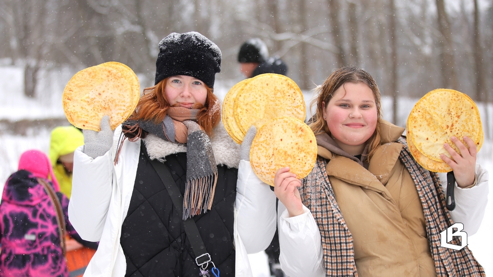 Разгуляй-­Масленица на Батарейной горе в Выборге