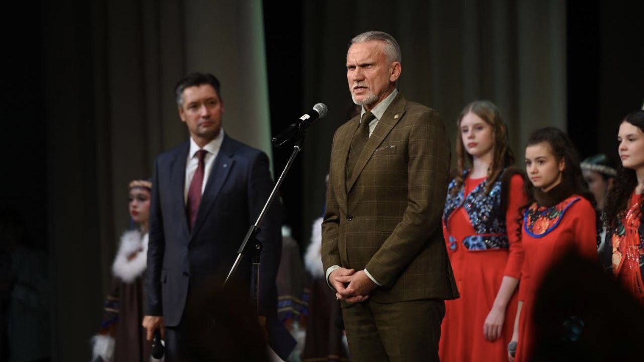 Ленобласть: Год единства народов