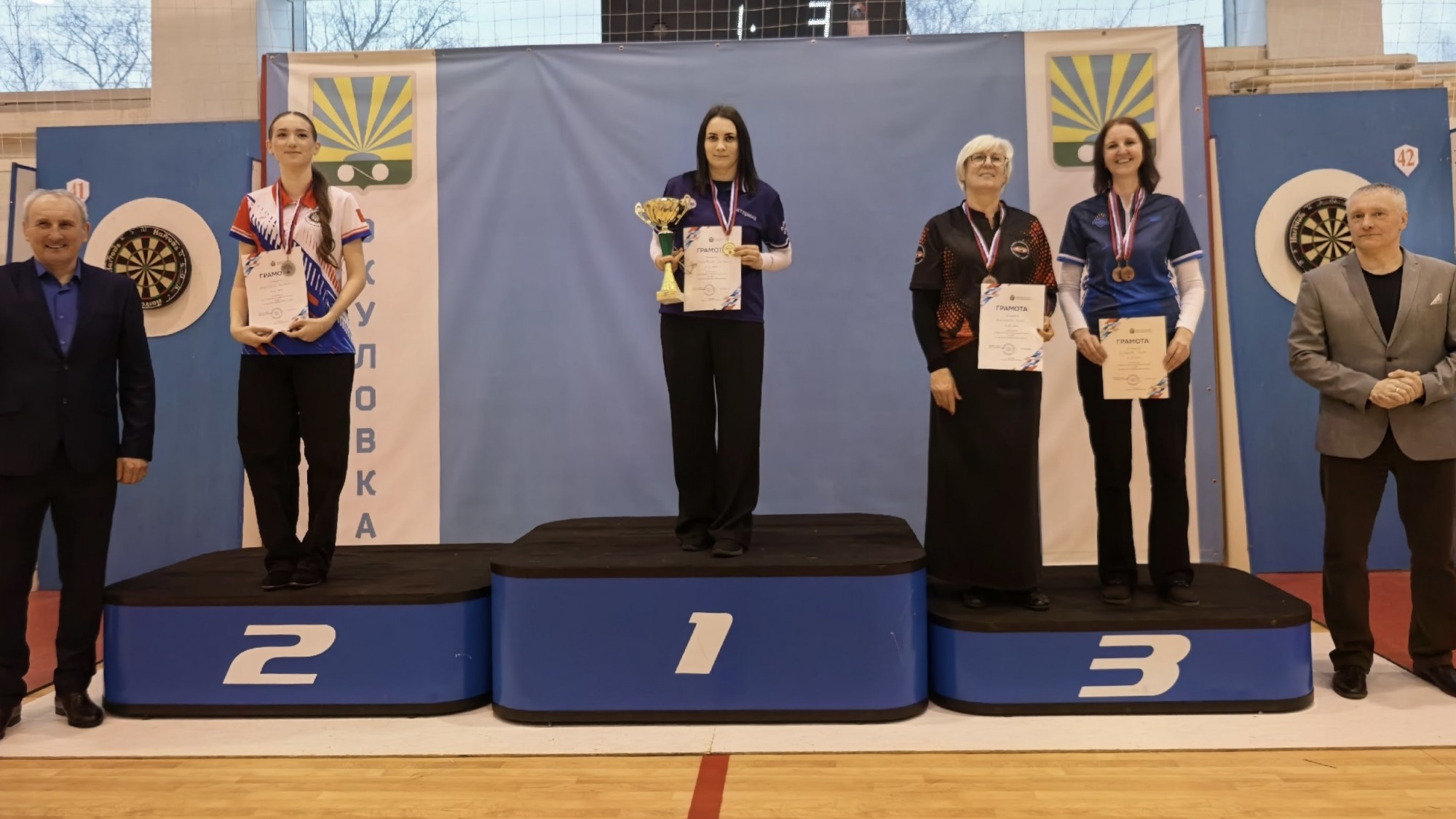 Выборжанка Ольга Суворова – трёхкратная призёрка чемпионата СЗФО по дартсу