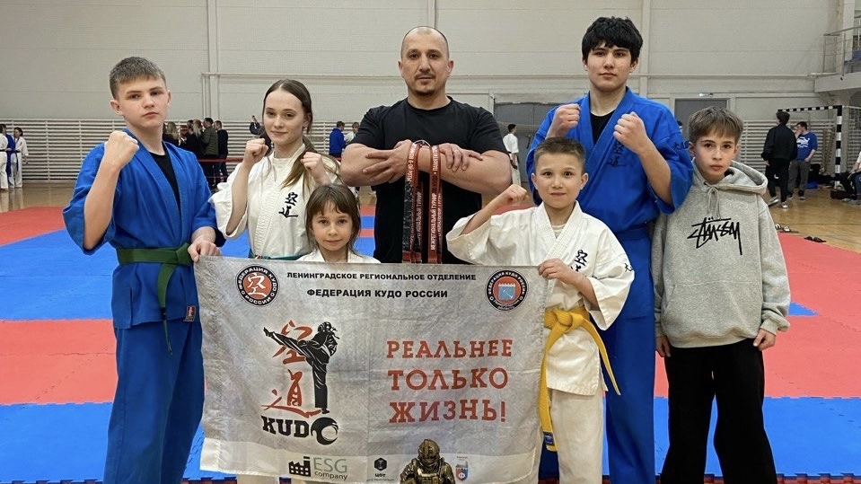 Выборгские кудоисты завоевали бронзу на традиционных состязаниях в Пскове 