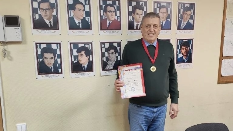 Шахматы всем возрастам покорны