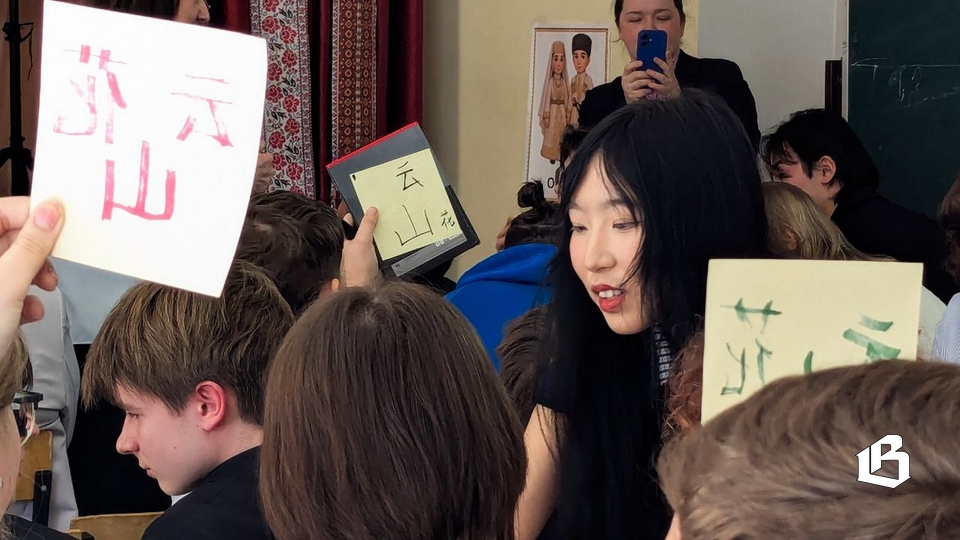 Выборгская гимназия №11 стала площадкой для диалога представителей разных стран