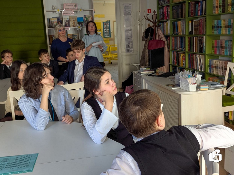 Выборгская гимназия №11 стала площадкой для диалога представителей разных стран