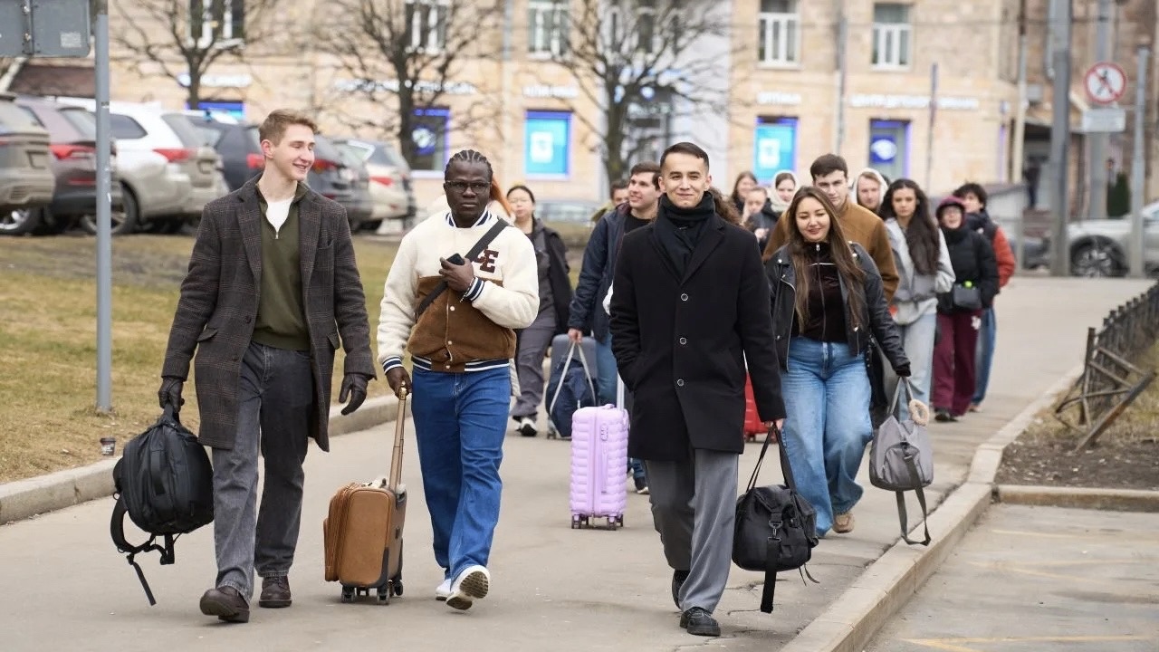 Добровольчество и история: форум имени Александра Невского в 47 регионе
